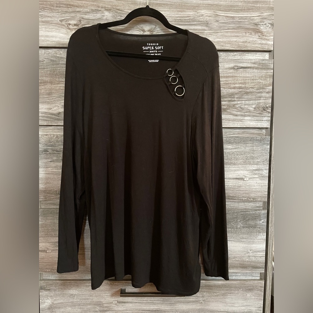 Torrid Super soft O Ring Black Top 1X